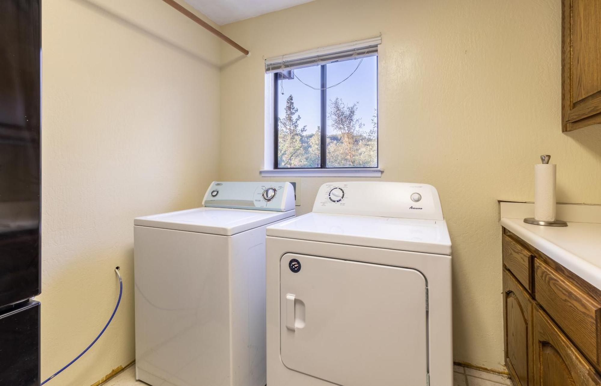 River View Retreat Sleeps 16/ Hot Tub/basketball Court Ferienhaus