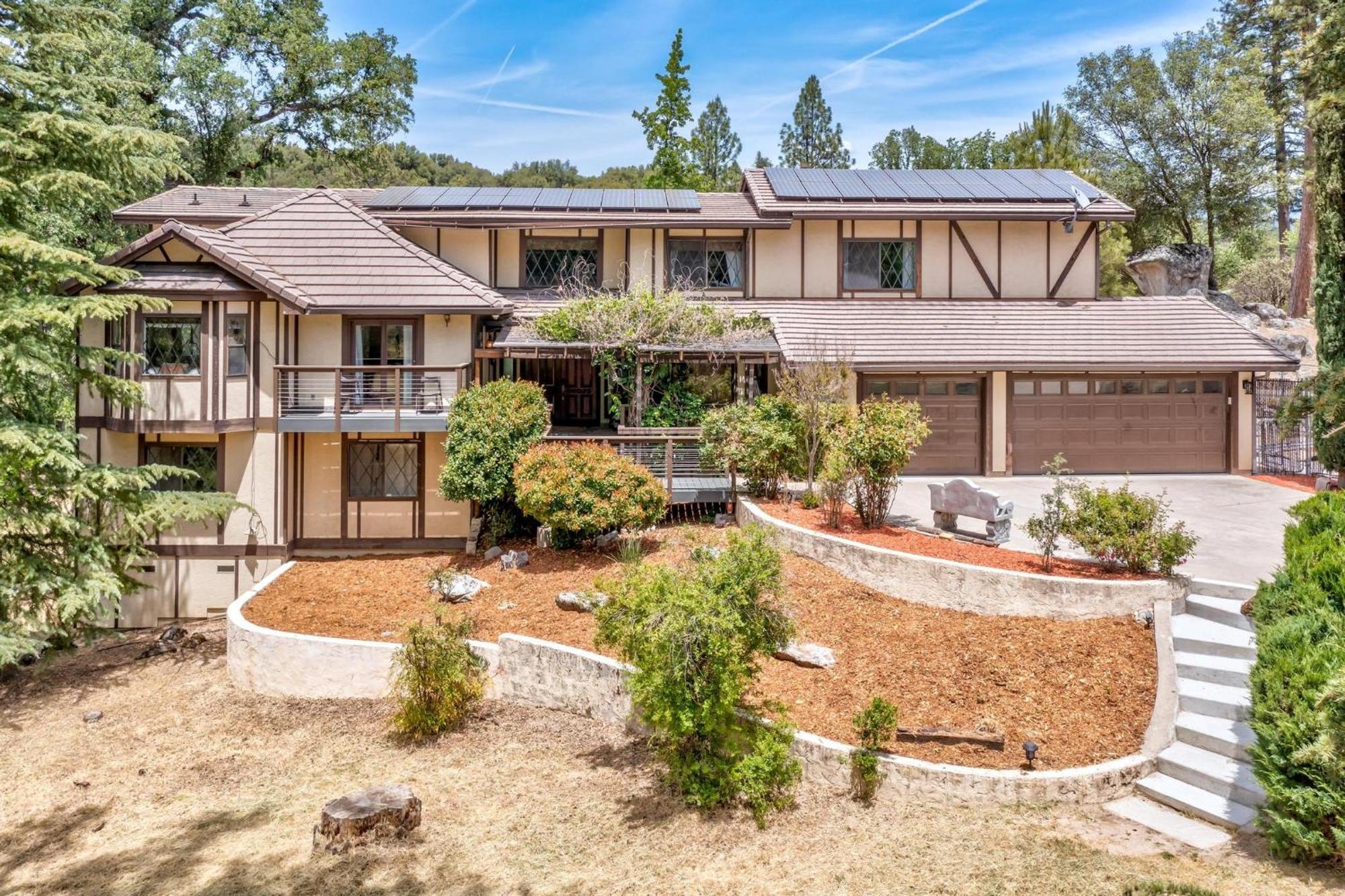 Ferienhaus River View Retreat Sleeps 16/ Hot Tub/basketball Court